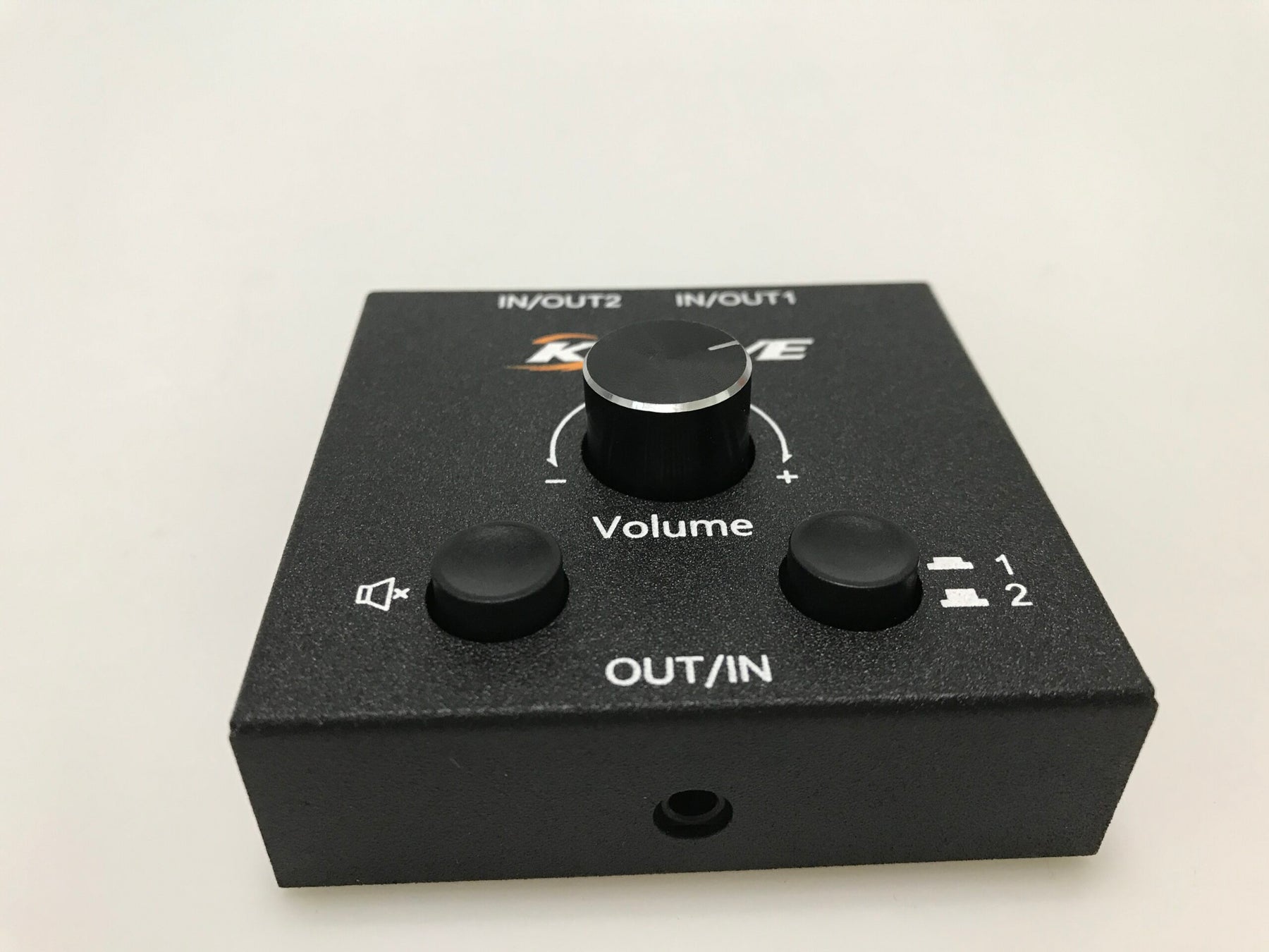 ES-Tune ステレオオーディオスイッチ双方向切替器 2入力1出力/1入力2出力 3.5mm ミニジャック AUX オーディオ スピーカー ヘッドフォン スイッチャー セレクター 切替器 電源不要 音量調整可 オーディオケーブル付きMP3 MP4対応