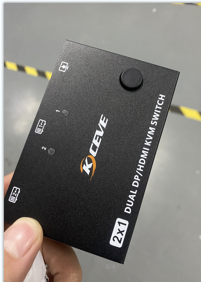 ISEEBIZ Dual-Monitor HDMI & DisplayPort KVM Switch